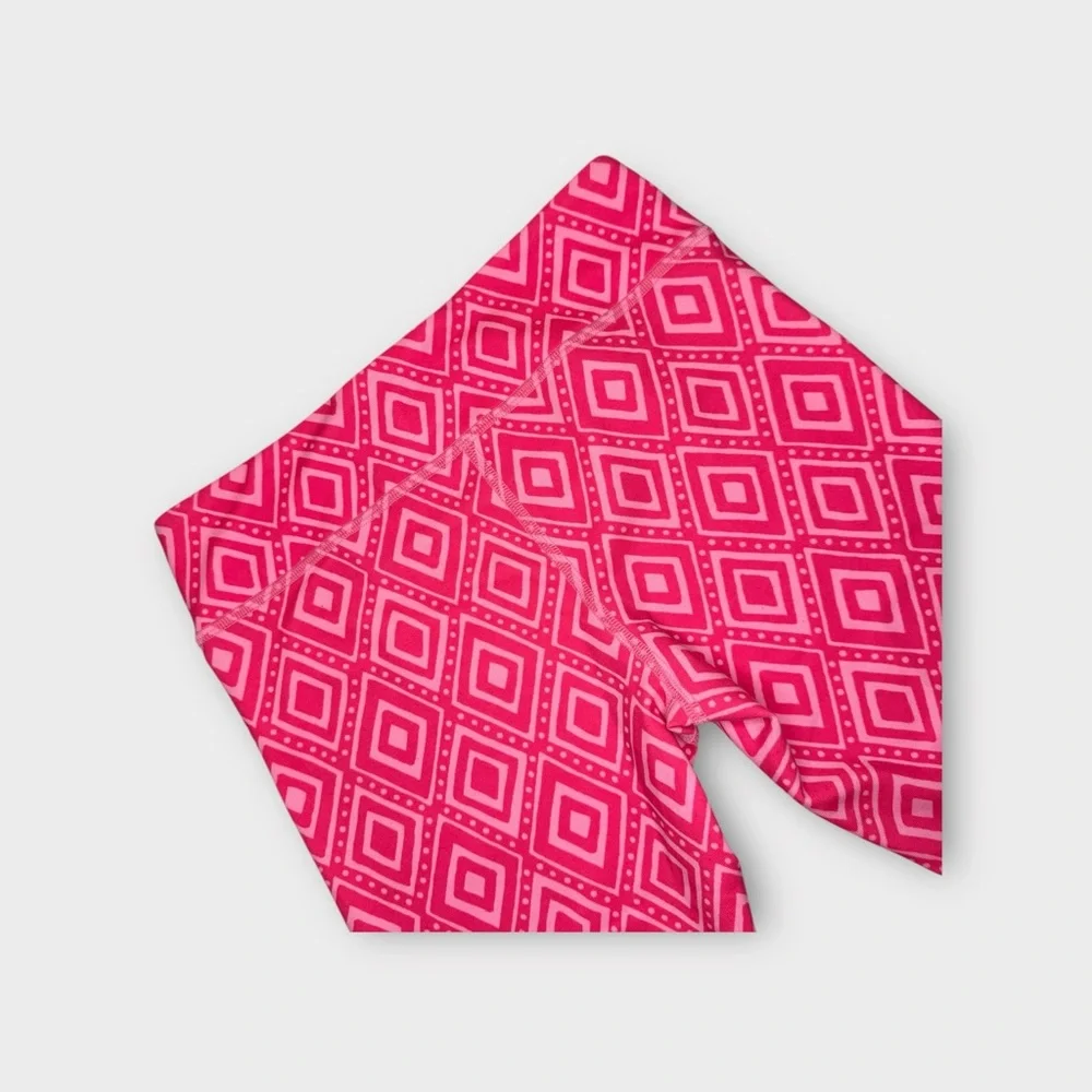 Ivivva By Lululemon Geo Shape Pattern Pink Cropped Leggings